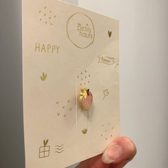 Des Petits Hauts Strawberry Enamel Pin - Picture 2 of 3